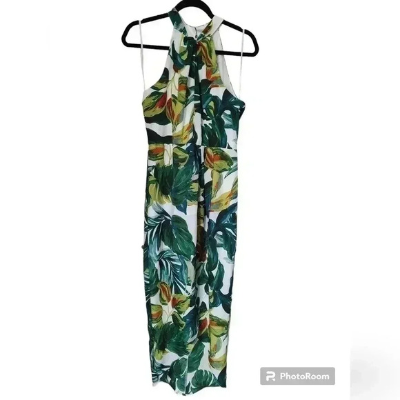 Julia Jordan Floral Halter Neck Tulip Hem Dress - Picture 3 of 6